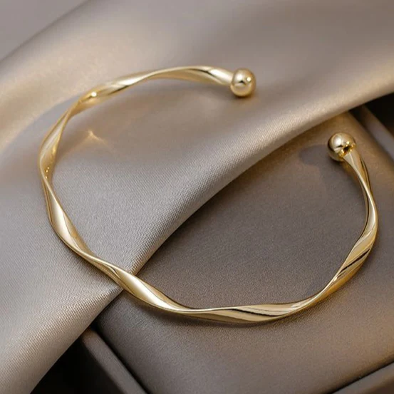 Marisol - Bracciale Dorato Elegante